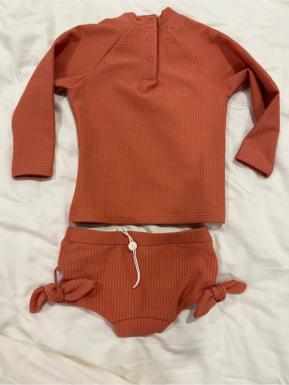 Girls Coral/Rust Long-Sleeve Rash Guard Set - Picture 2 of 3
